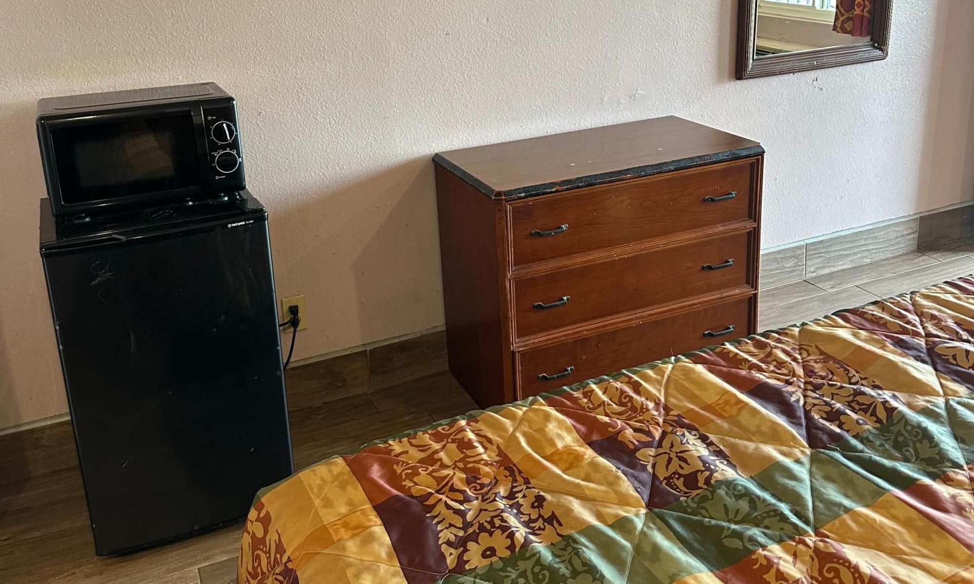 Heritage Inn And Suites Corona Buitenkant foto