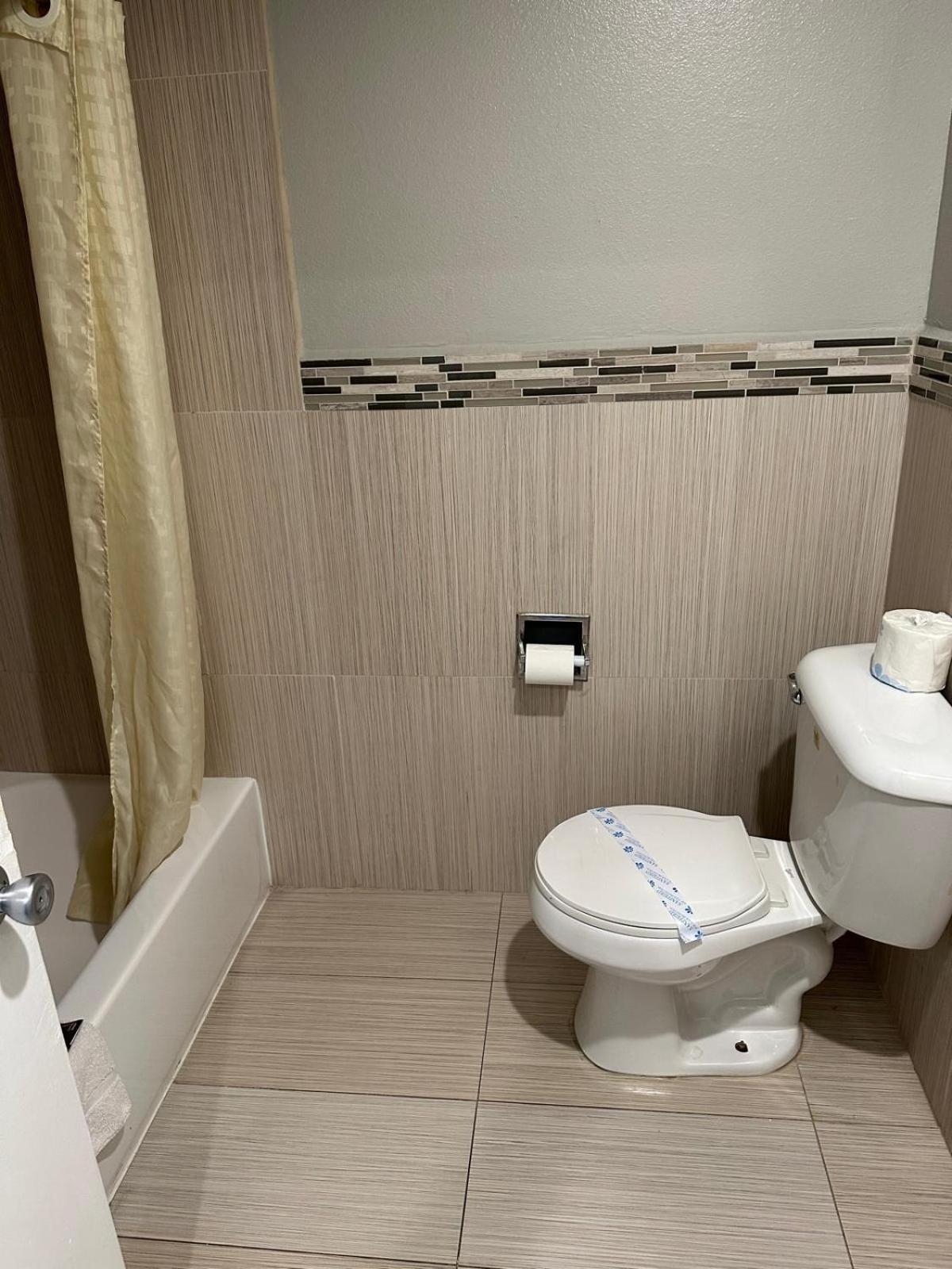 Heritage Inn And Suites Corona Buitenkant foto